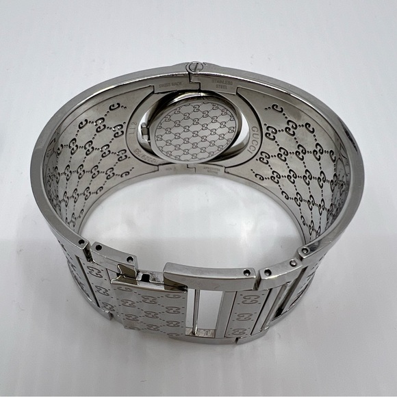 Gucci Twirl Stainless Steel Bangle Bracelet Watch - Picture 6 of 16